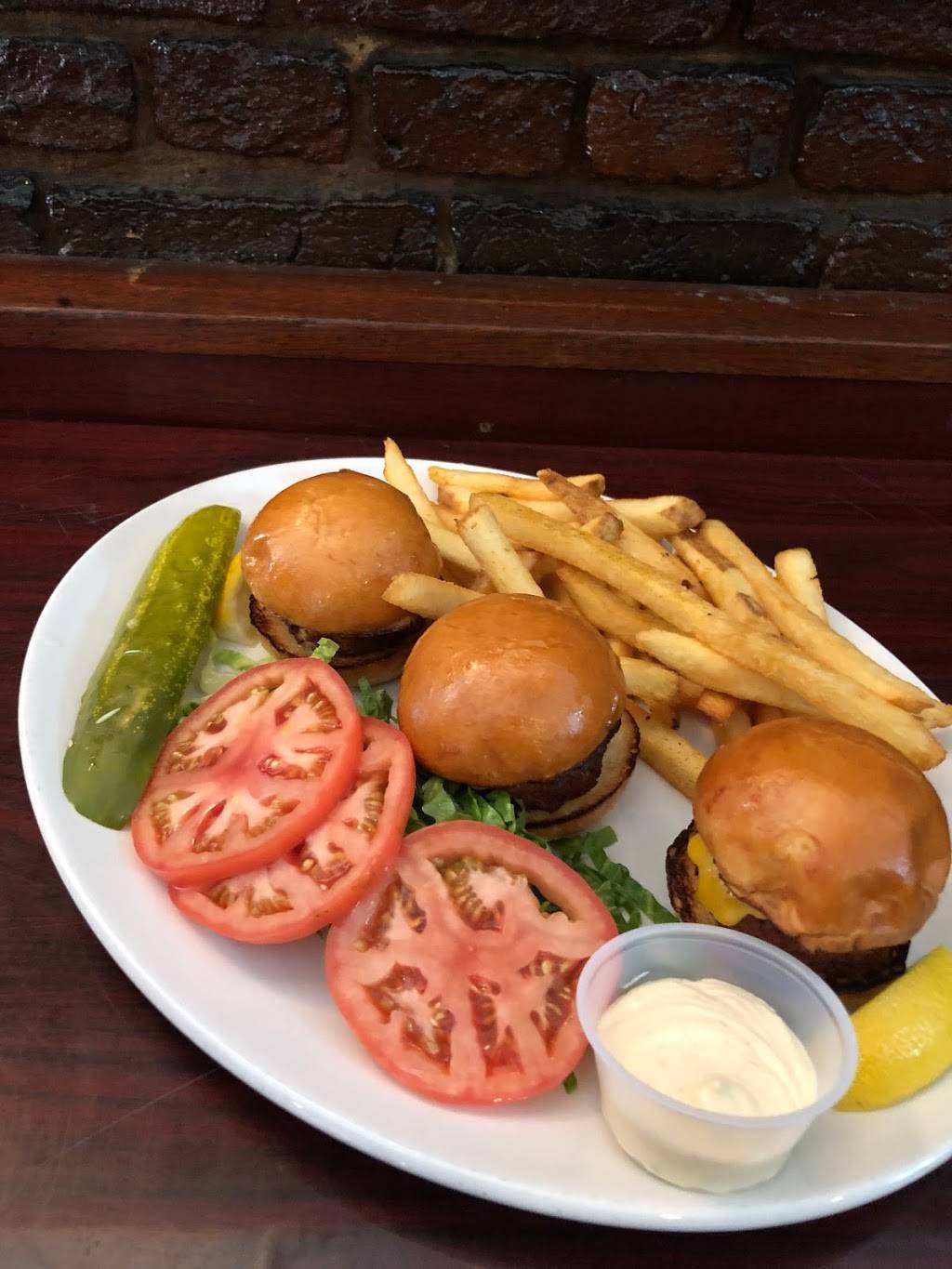 The Point | restaurant | 147 Hanover St, Boston, MA 02108, USA | 6175237020 OR +1 617-523-7020