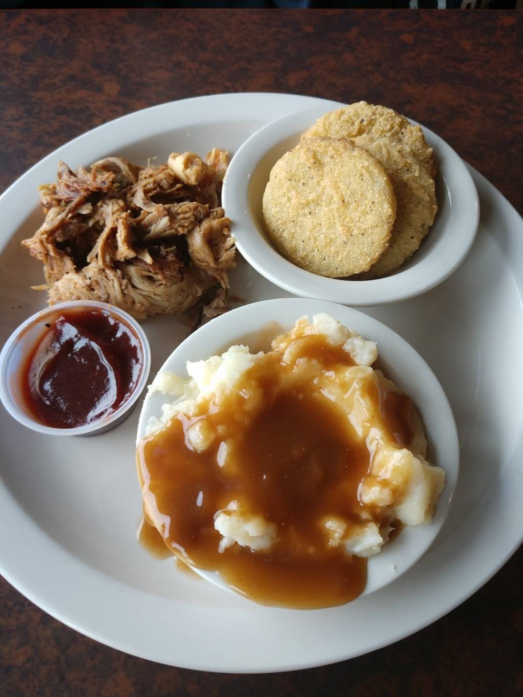 Sidelines Grill | restaurant | 3011 Longford Dr, Spring Hill, TN 37174, USA | 6153928043 OR +1 615-392-8043