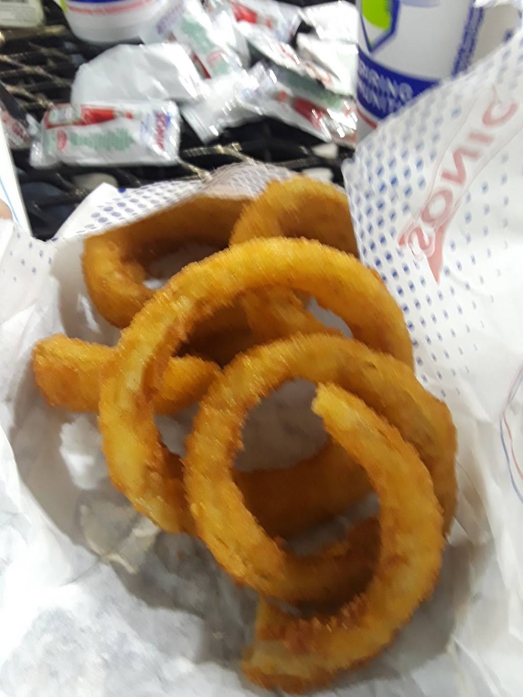 Sonic Drive-In | restaurant | 750 West Sunrise Hwy, Valley Stream, NY 11582, USA | 5168874768 OR +1 516-887-4768