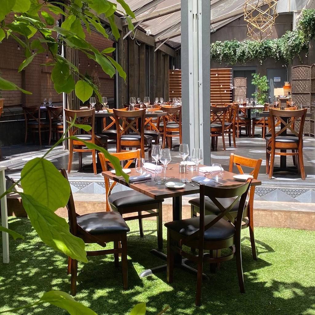 Wall Street Grill | restaurant | 128 Pearl St, New York, NY 10005, USA | 2126355757 OR +1 212-635-5757