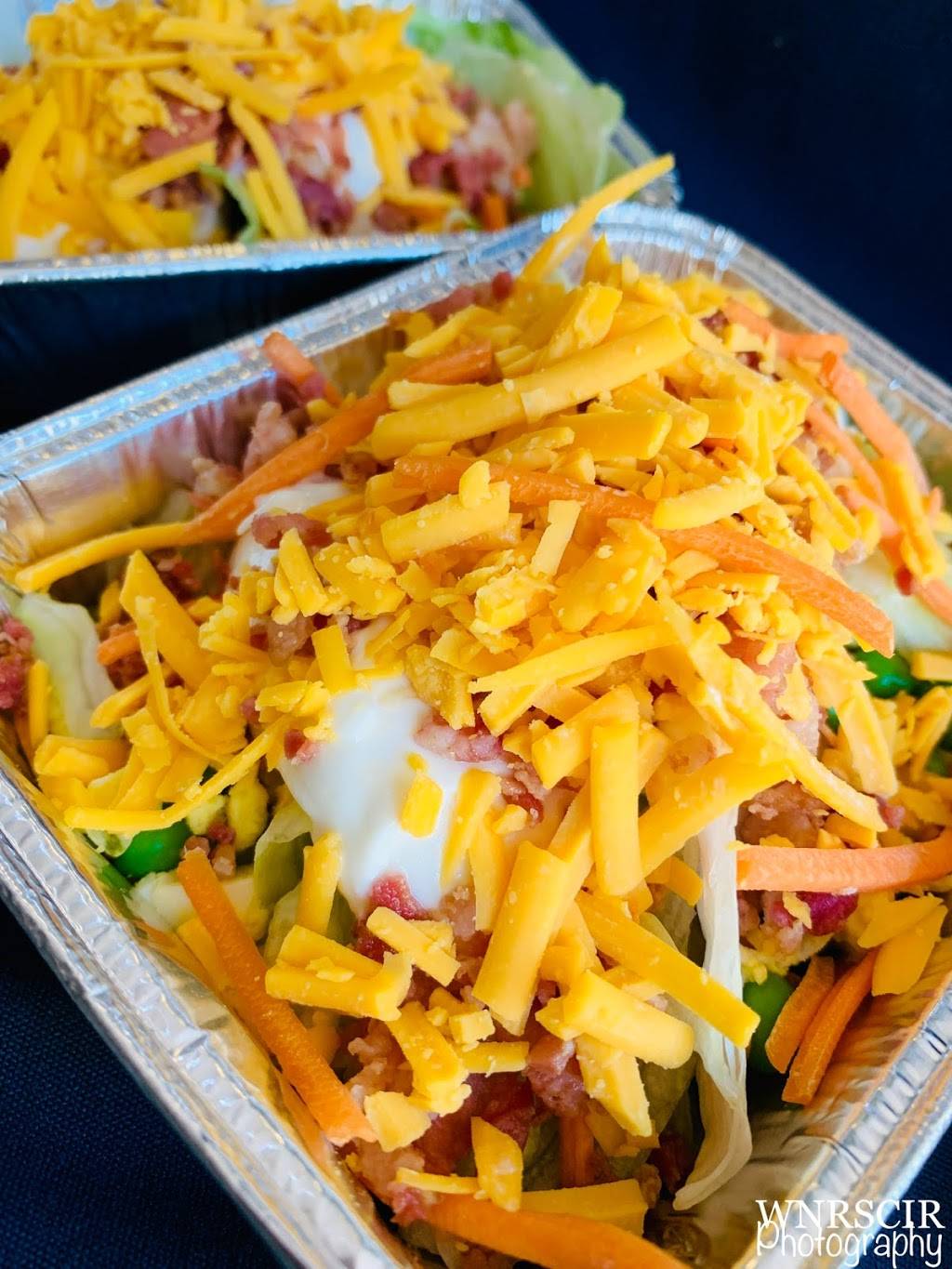 Kelly Catering Co Carryout Restaurant Ribs & More | restaurant | 3310 Broadview Rd, Cleveland, OH 44109, USA | 2167985763 OR +1 216-798-5763