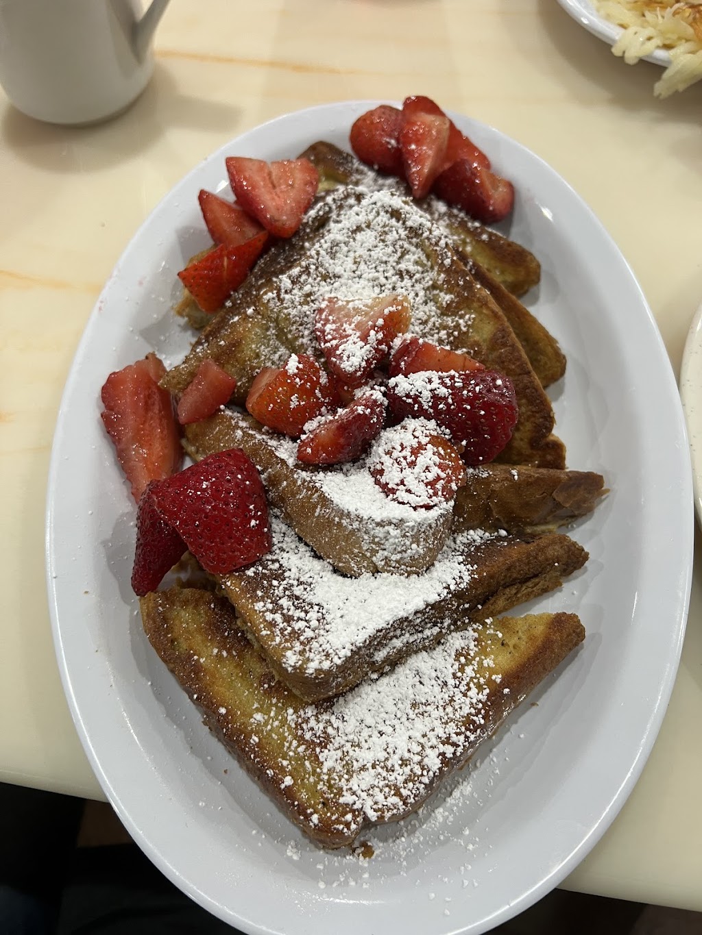 Golden Oak Pancake House | restaurant | 7289 Watson Rd, St. Louis, MO 63119, USA | 3147699775 OR +1 314-769-9775