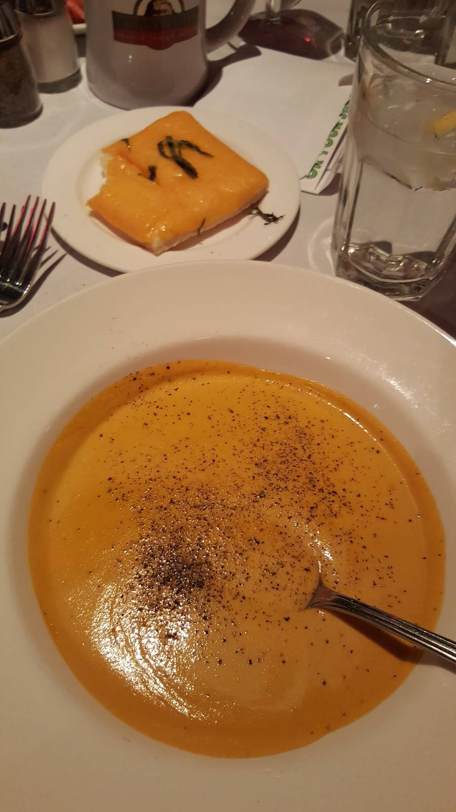 The Mustang | restaurant | 890 Main St #5115, Park City, UT 84060, USA | 4356583975 OR +1 435-658-3975