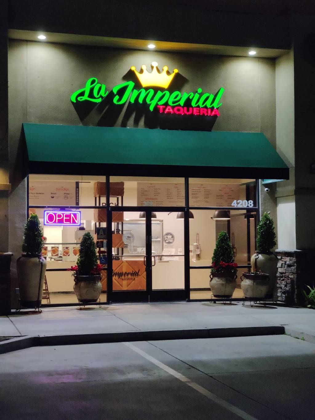 La Imperial Taqueria Bakersfield | restaurant | 4208 Rosedale Hwy # 308, Bakersfield, CA 93308, USA | 6614474582 OR +1 661-447-4582