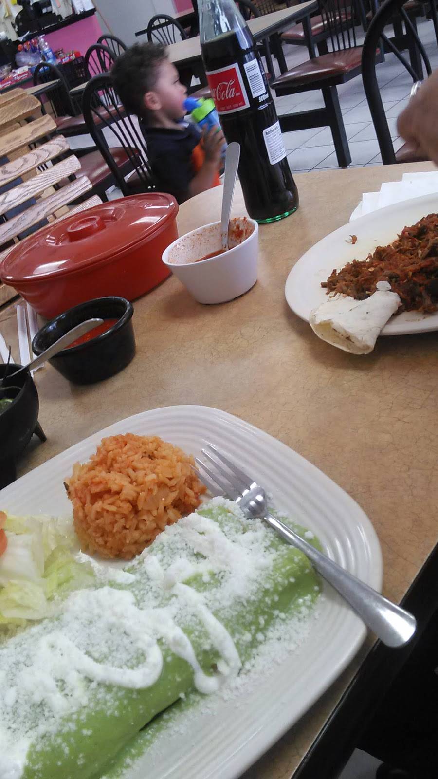 birrieria jaramillo | restaurant | 8825 N Loop Dr #128, El Paso, TX 79907, USA | 9158728006 OR +1 915-872-8006