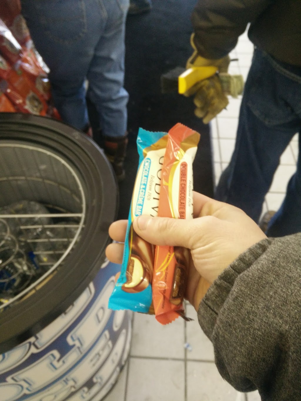 Holiday Stationstores | cafe | 1300 County Rd 29, Maple Plain, MN 55359, USA | 7634796875 OR +1 763-479-6875