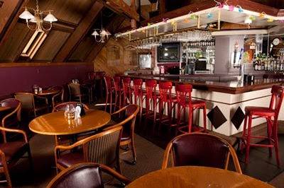 Farmington Woods Clubhouse | restaurant | 43 Heritage Dr, Avon, CT 06001, USA | 8606732419 OR +1 860-673-2419