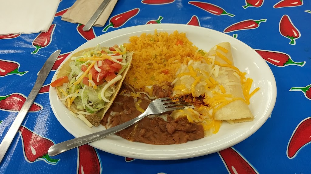 Chaco Grill | restaurant | 6454 Main St, Cuba, NM 87013, USA | 5752890338 OR +1 575-289-0338