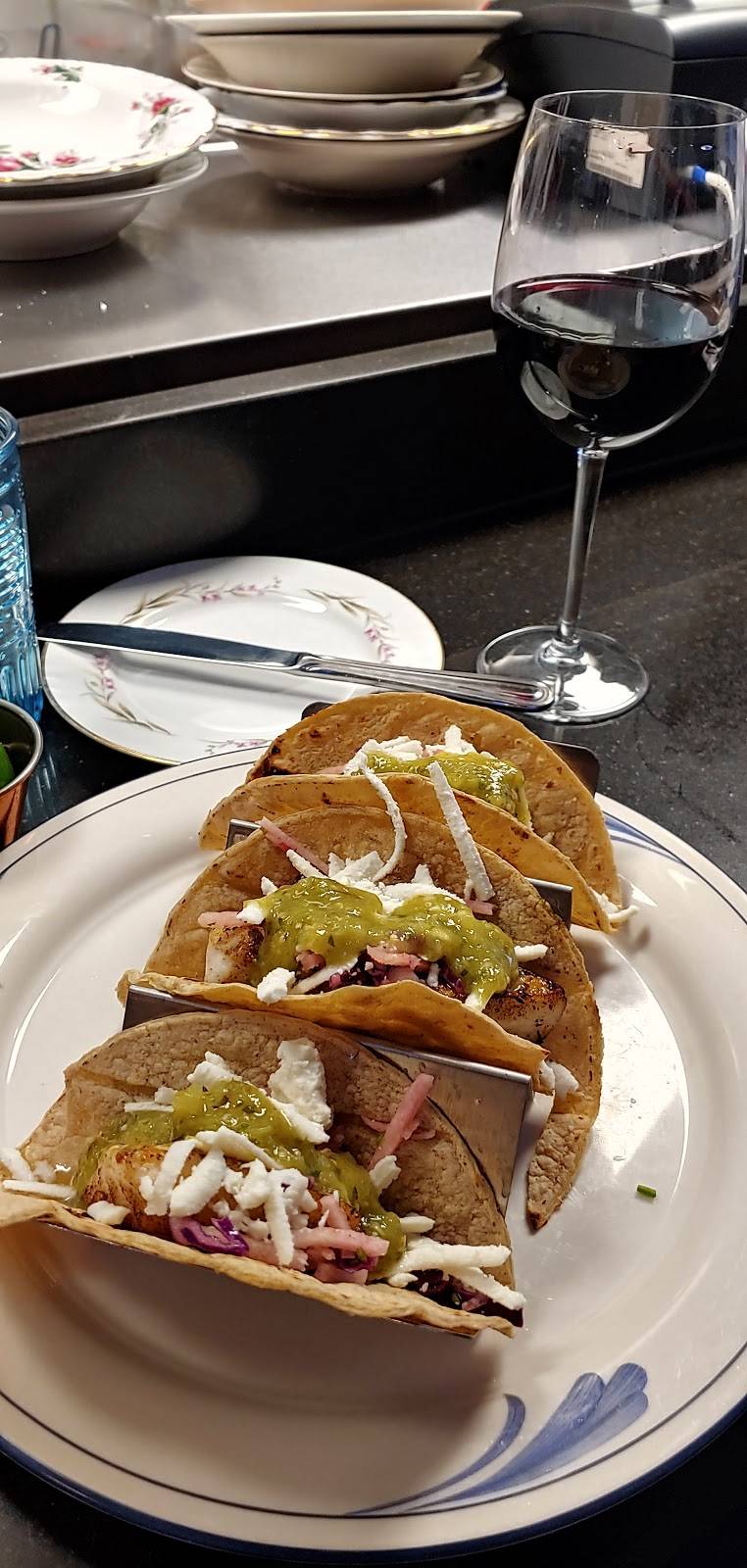 Pennyville Station | restaurant | 112 Main St, Park Ridge, IL 60068, USA | 8477204841 OR +1 847-720-4841