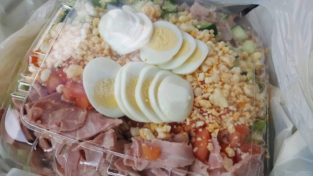 Guss Carry Out Brighton | meal takeaway | 8694 Grand River Ave, Brighton, MI 48116, USA | 8102276003 OR +1 810-227-6003