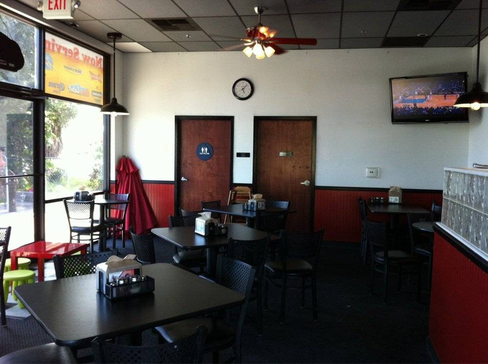 Neighbors Pizza | restaurant | 1957 McGowan Pkwy, Olivehurst, CA 95961, USA | 5307490500 OR +1 530-749-0500