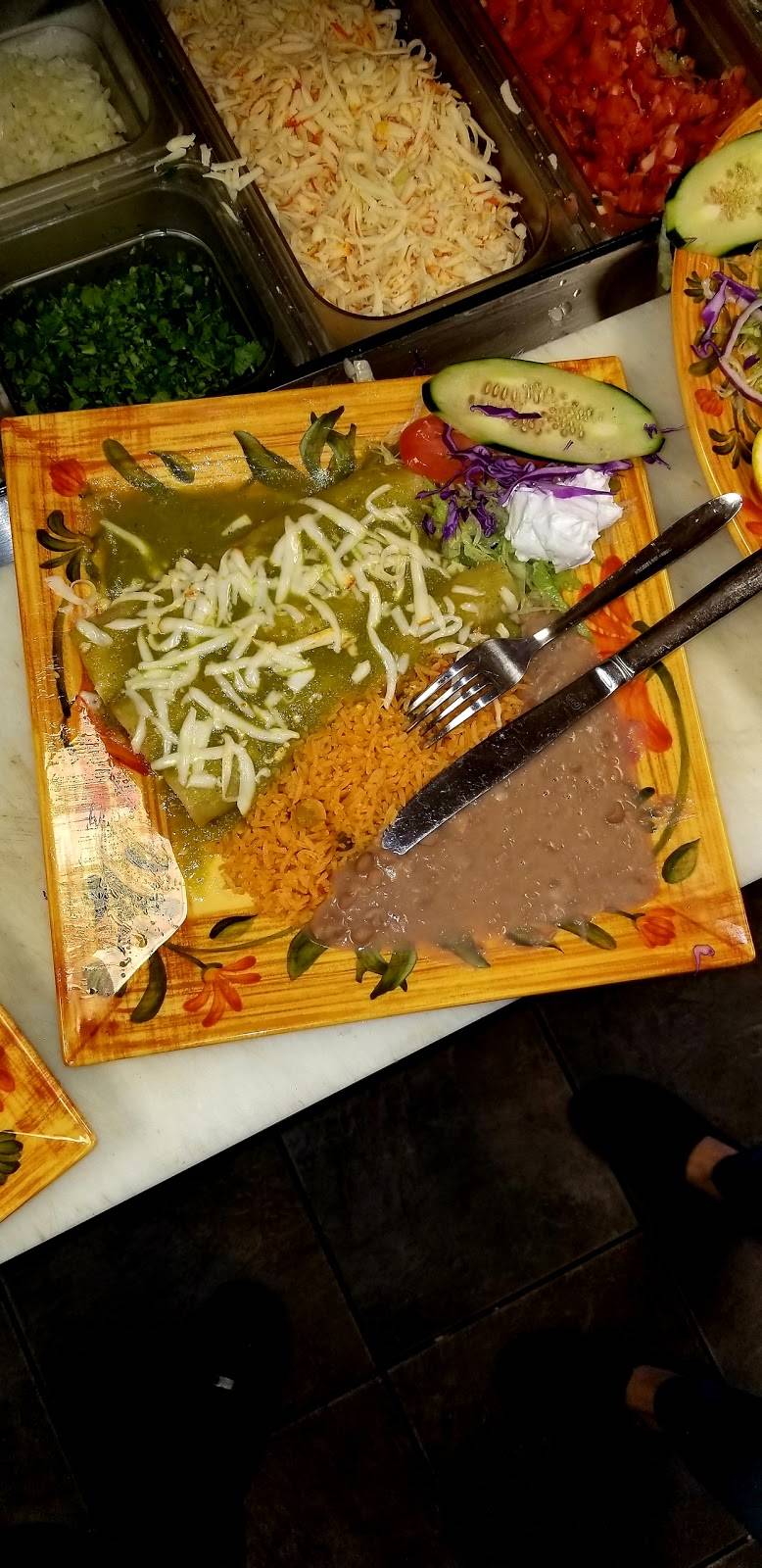 El Ranchito La Presa Restaurant | restaurant | 75 N John F.Kennedy Dr, Carpentersville, IL 60110, USA | 2244848641 OR +1 224-484-8641