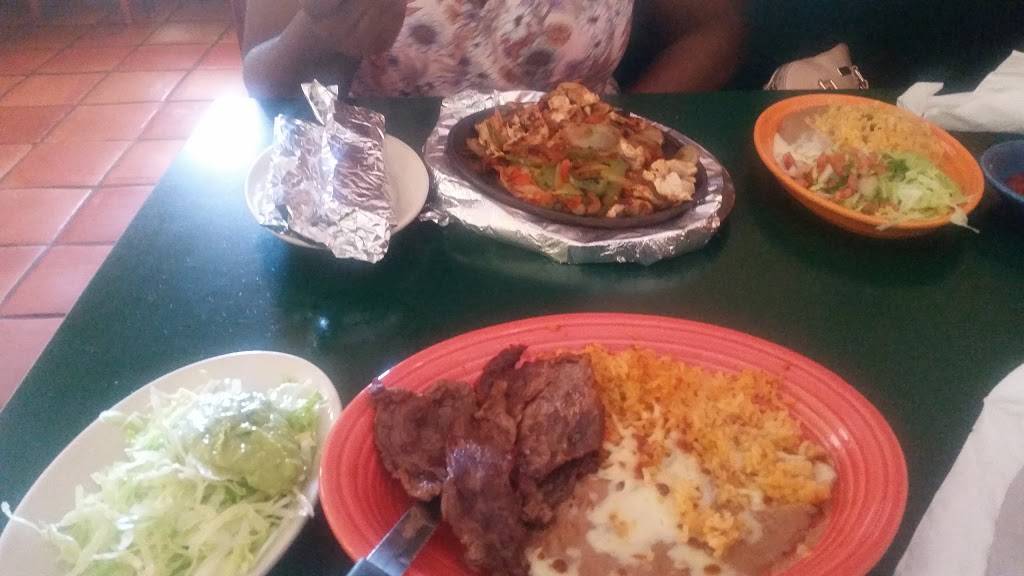 El Charro Mexican Restaurant | restaurant | 3165 Elm St NE, Covington, GA 30014, USA | 7707862483 OR +1 770-786-2483