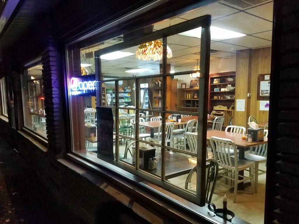 Stookeys Famous Bar-B-Que | restaurant | 122 E Poplar St, Nanticoke, PA 18634, USA | 5707352162 OR +1 570-735-2162