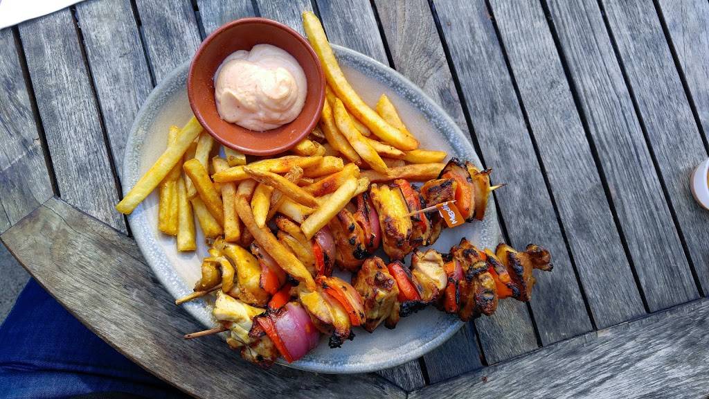 Nandos Peri-Peri | restaurant | 191 American Way, Oxon Hill, MD 20745, USA | 3016868388 OR +1 301-686-8388