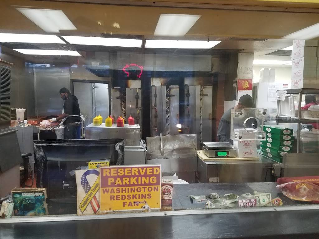 Johnny Boy Carryout | restaurant | 4125 Southern Ave SE, Capitol Heights, MD 20743, USA | 3017366300 OR +1 301-736-6300