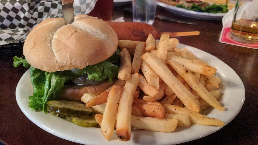 Mulligans Bar & Grill | restaurant | 3518 SE Hawthorne Blvd, Portland, OR 97214, USA | 5032356390 OR +1 503-235-6390