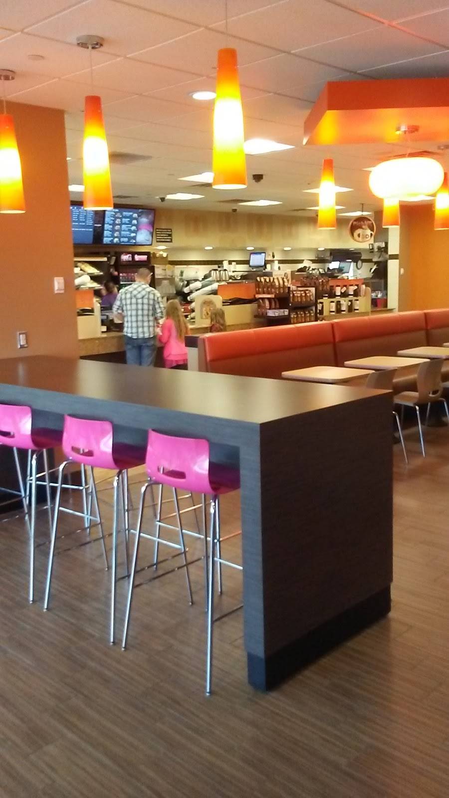 Dunkin | bakery | 20 S Main St, Newport, NH 03773, USA | 6038655159 OR +1 603-865-5159