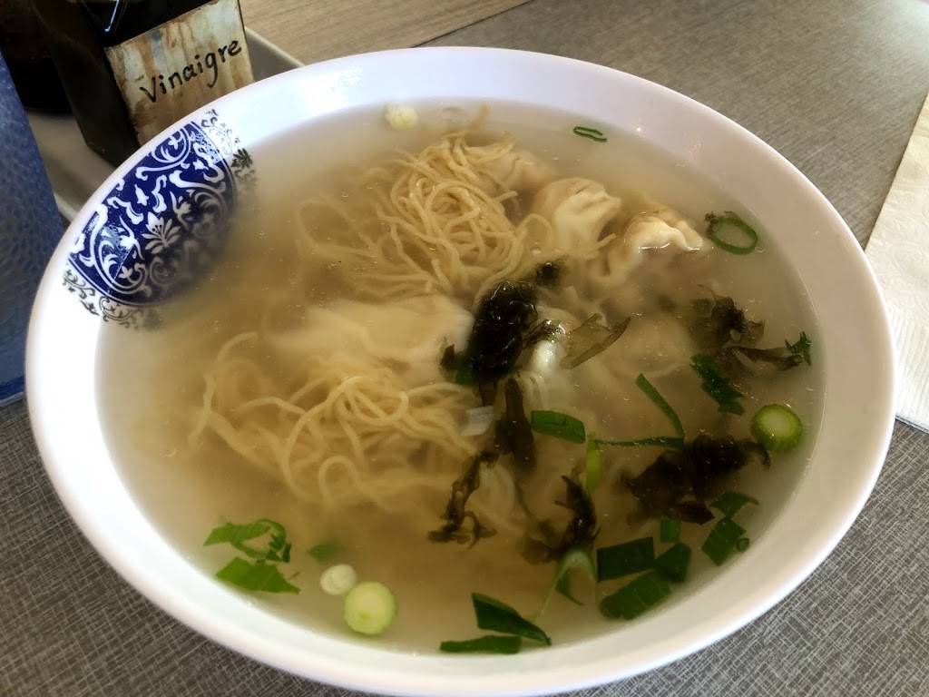 Mama Dumpling | restaurant | 6250 Boulevard Cousineau, Saint-Hubert, QC J3Y 8X9, Canada | 5149996967 OR +1 514-999-6967