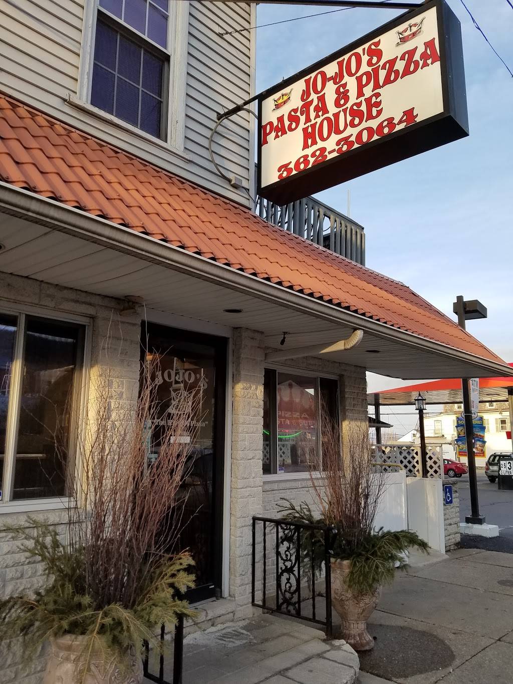 Jo-Jos Pizza | restaurant | 17 W Main St, Elizabethville, PA 17023, USA | 7173623064 OR +1 717-362-3064