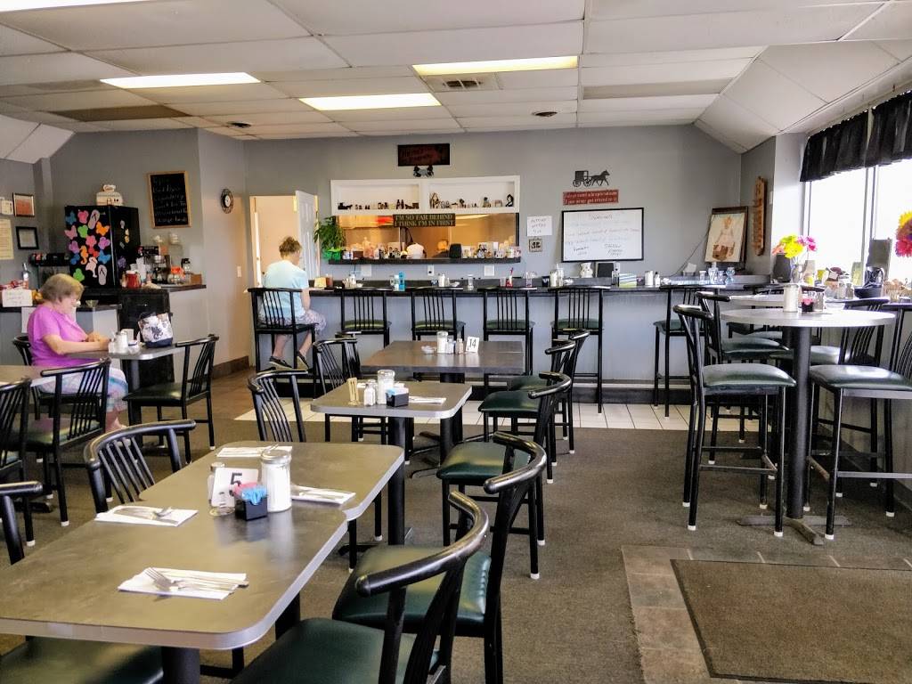 Heidis Hideaway Restaurant | restaurant | 5833 Camp Rd, Hamburg, NY 14075, USA | 7167252726 OR +1 716-725-2726