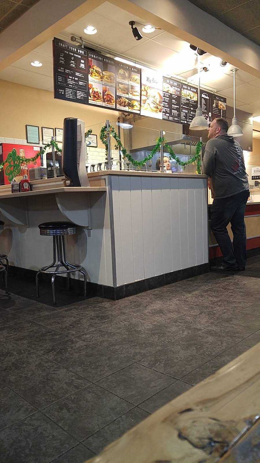 Wayback Burgers | restaurant | 893 E Main St, Meriden, CT 06450, USA | 2034402445 OR +1 203-440-2445