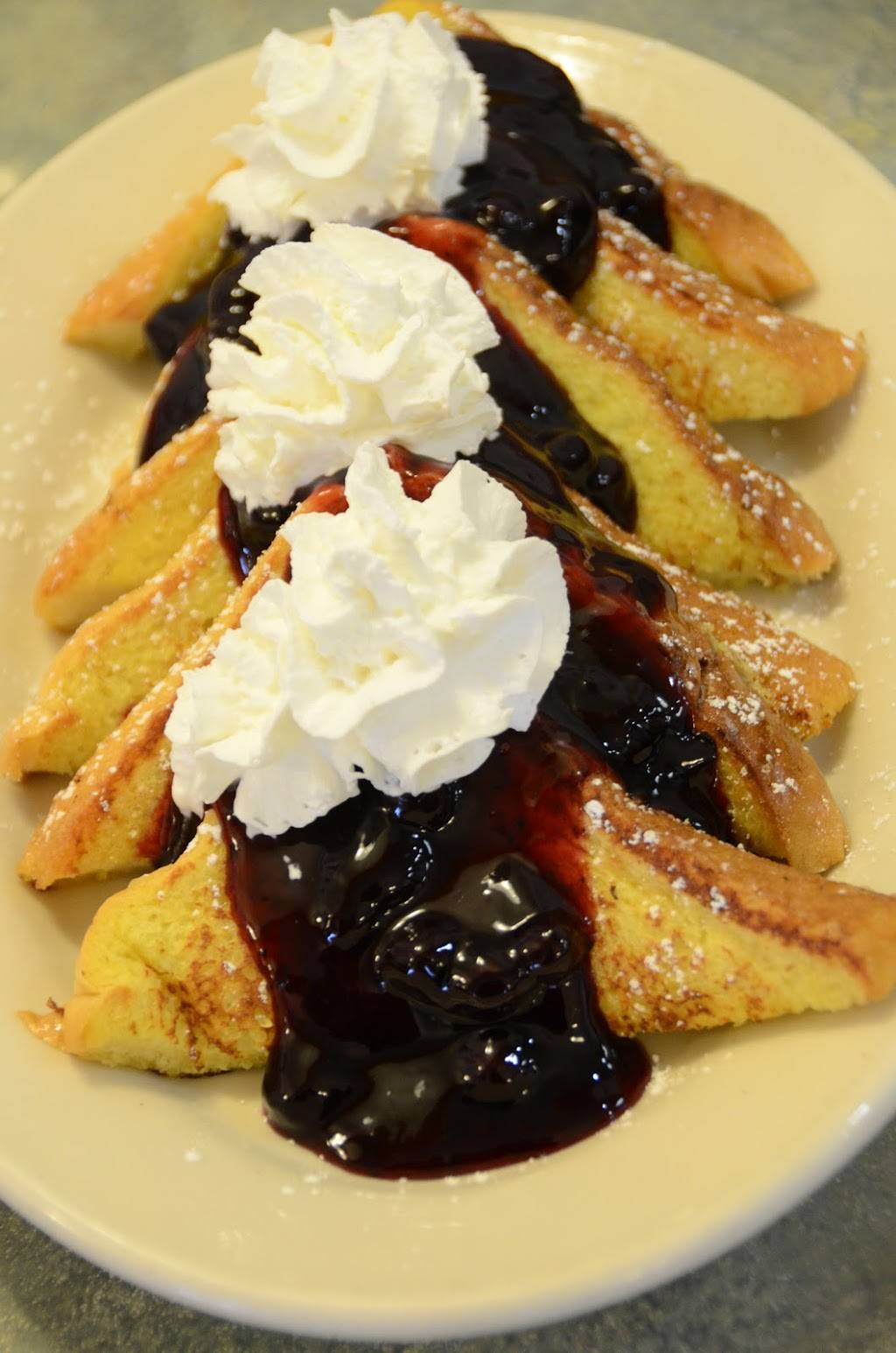 Prime Table Restaurant | restaurant | 1915 S 11th St, Niles, MI 49120, USA | 2696842112 OR +1 269-684-2112