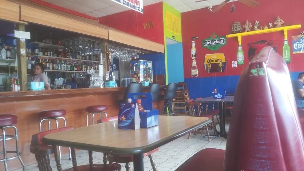 El 7 Mares Bar & Grill | restaurant | 3681 Jackson Ave, Memphis, TN 38108, USA | 9013861199 OR +1 901-386-1199