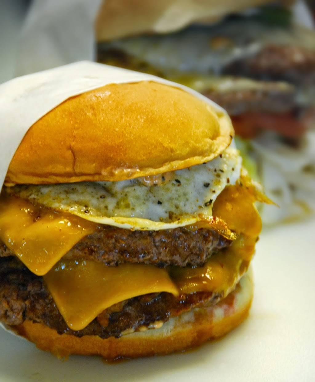 Burger Warfare | restaurant | 1209 Battleground Ave, Greensboro, NC 27408, USA | 3365000654 OR +1 336-500-0654