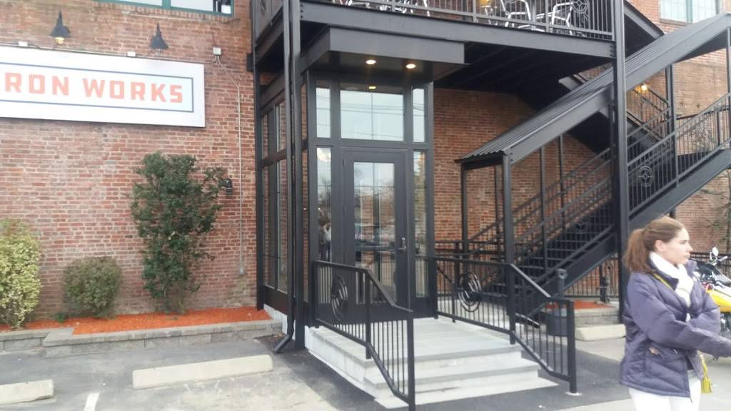 Iron Works | restaurant | 697 Jefferson Blvd, Warwick, RI 02886, USA | 4017395111 OR +1 401-739-5111