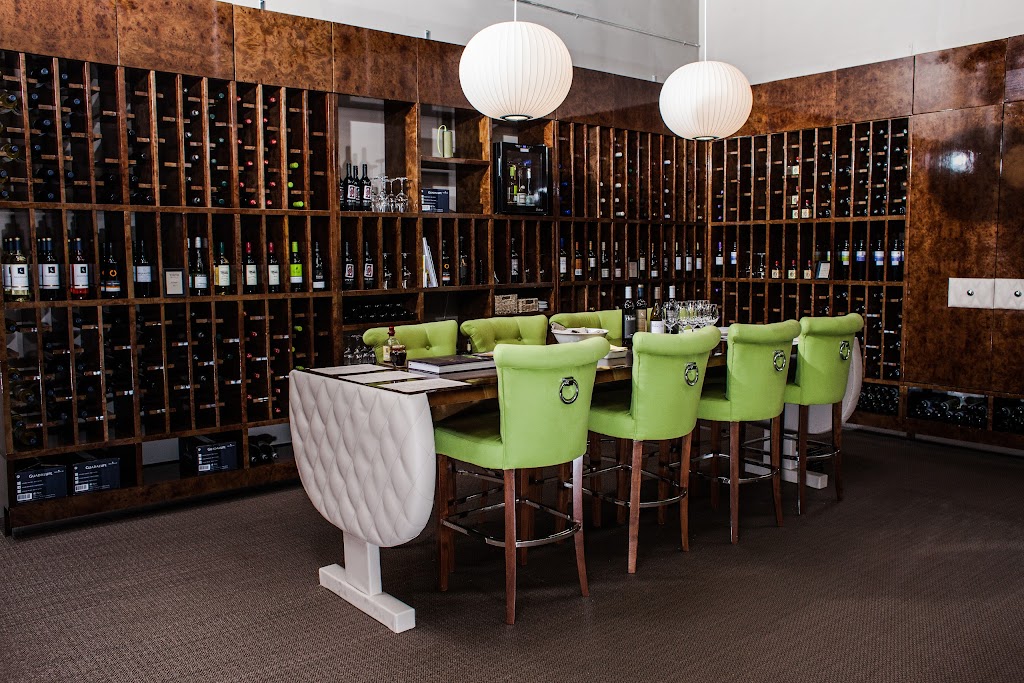 Tinto Downtown Norfolk Wine and Cheese | restaurant | Suite 113, Main Lobby across from Vintage Kitchen, Dominion Tower, 999 Waterside Dr, Norfolk, VA 23510, USA | 7573861452 OR +1 757-386-1452