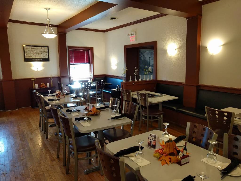 Korean BBQ Town | restaurant | 30 Wellington St, St. Catharines, ON L2R 5P8, Canada | 9053413621 OR +1 905-341-3621