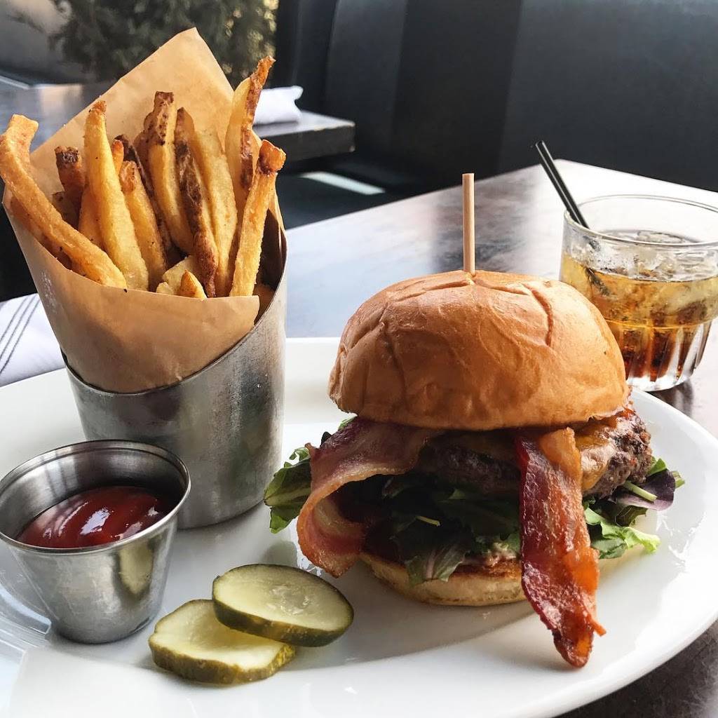 The General Public | restaurant | 17619 La Cantera Pkwy Suite 102, San Antonio, TX 78257, USA | 2109201101 OR +1 210-920-1101