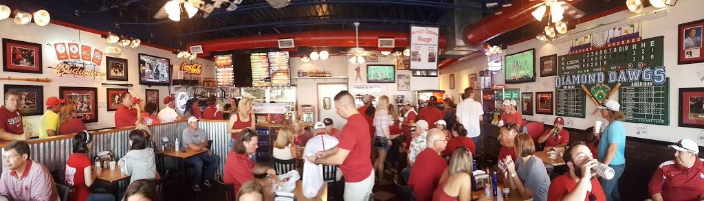 Diamond Dawgs | restaurant | 753 Asp Ave, Norman, OK 73069, USA | 4053643294 OR +1 405-364-3294