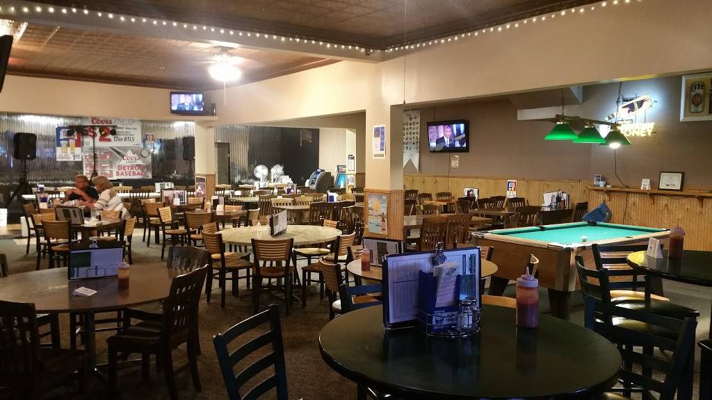 Wayland Hotel & Bar | restaurant | 104 S Main St, Wayland, MI 49348, USA | 2697922963 OR +1 269-792-2963