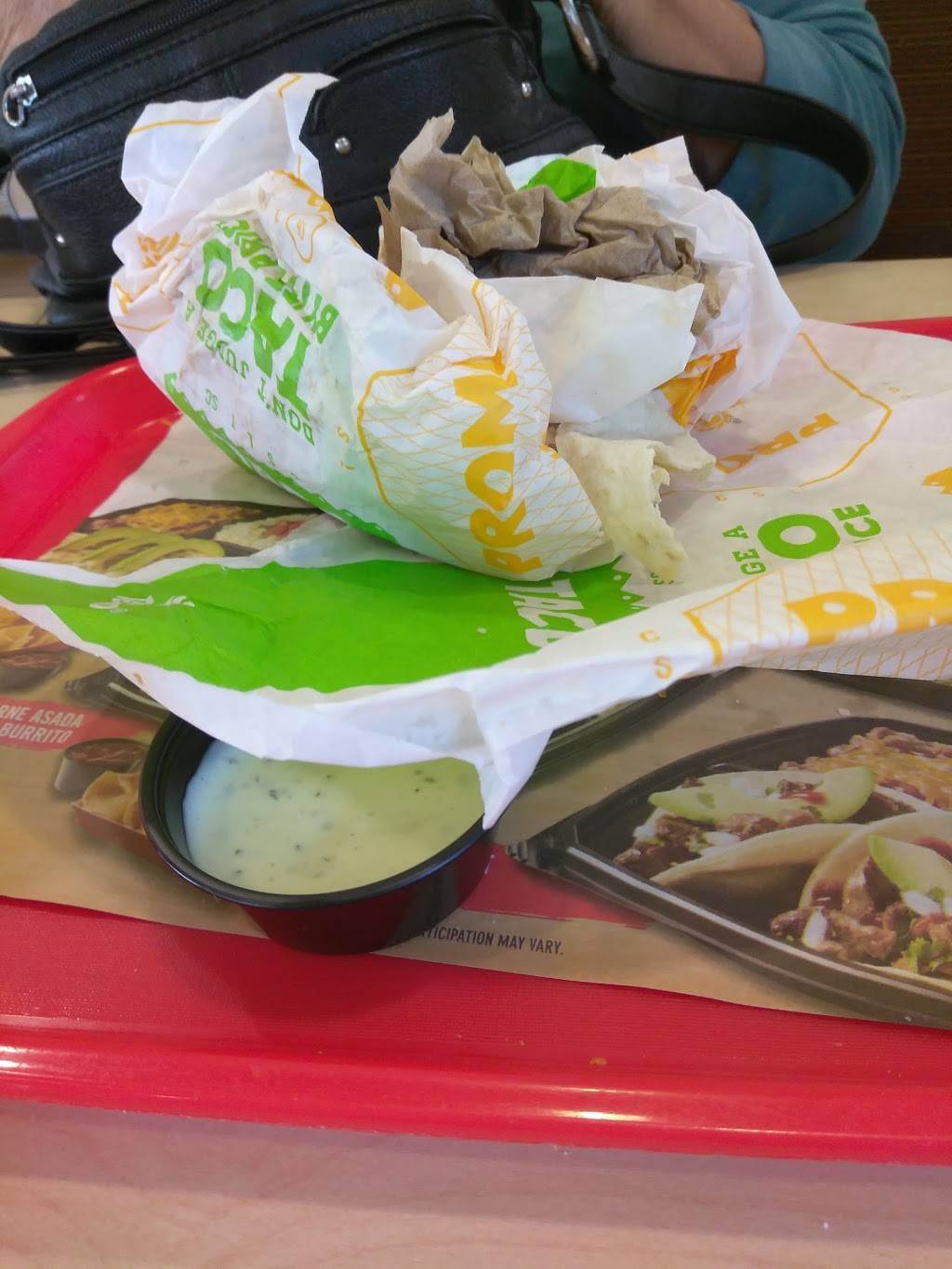 Del Taco | meal takeaway | 1909 E 4th St, Ontario, CA 91764, USA | 9099892066 OR +1 909-989-2066