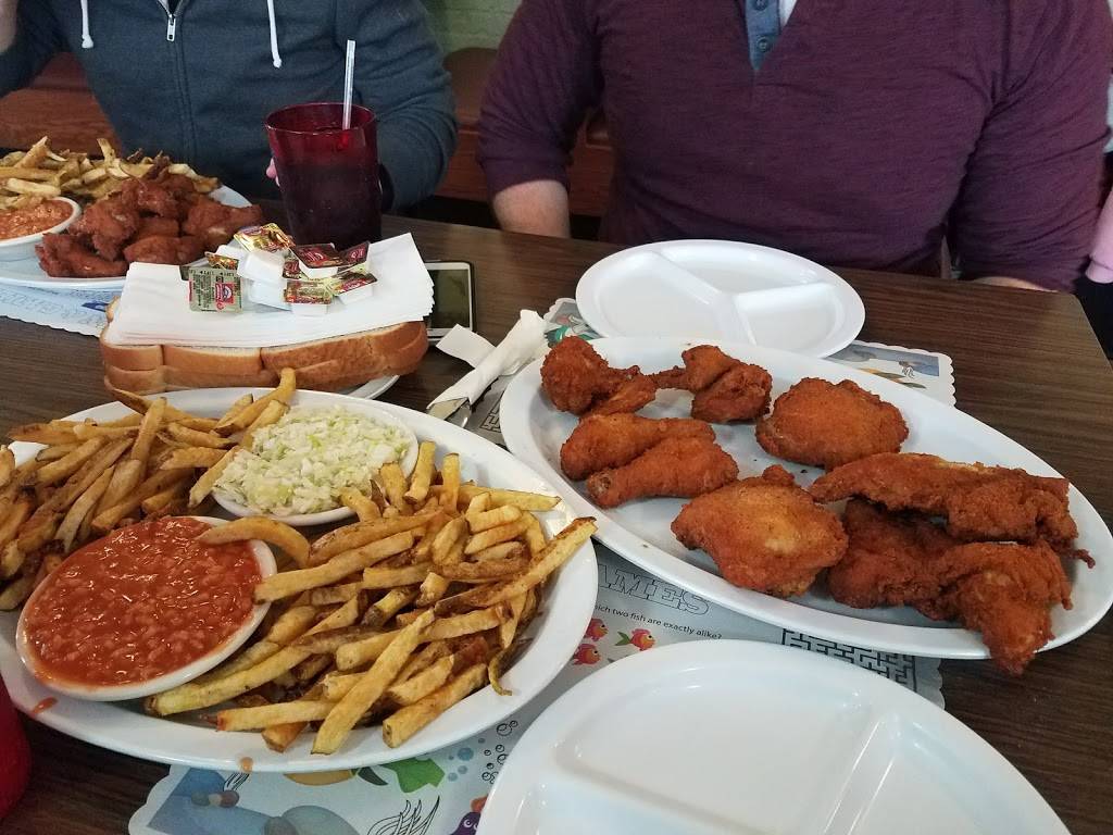 White House Chicken | restaurant | 180 Wooster Road North, Barberton, OH 44203, USA | 3307450449 OR +1 330-745-0449