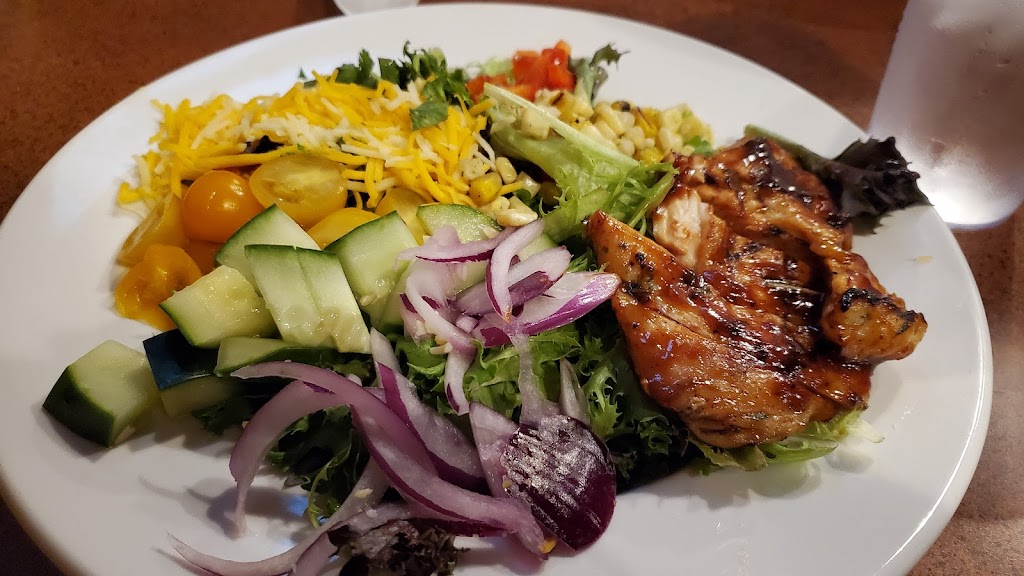 Chophouse Downtown | restaurant | 411 1st St SE, Cedar Rapids, IA 52401, USA | 3192001240 OR +1 319-200-1240