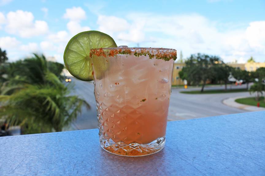 Bar Rita | restaurant | 1401 S Andrews Ave, Fort Lauderdale, FL 33316, USA | 9549906658 OR +1 954-990-6658