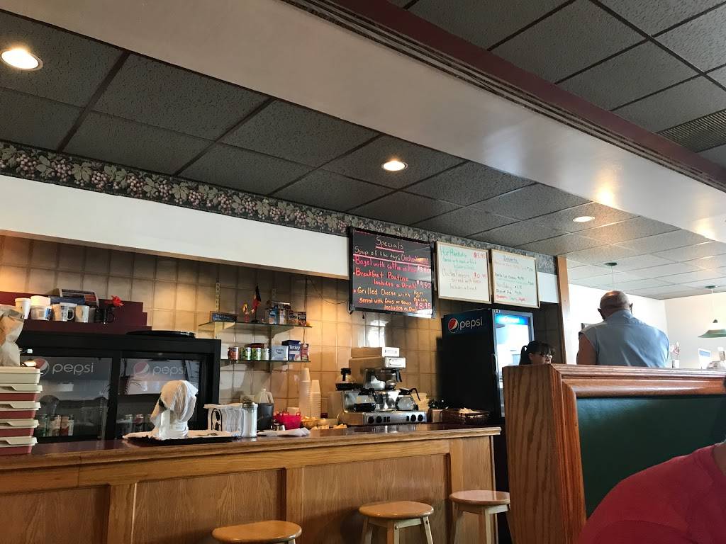 Styles Cafe | restaurant | 121 King St, Delhi, ON N4B 1X9, Canada | 5195823170 OR +1 519-582-3170