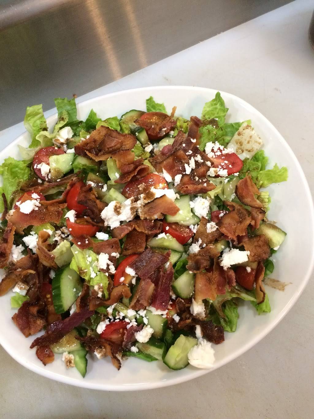 Basils Market And Deli | meal takeaway | 276 Ridout St, Port Hope, ON L1A 1P7, Canada | 9058854002 OR +1 905-885-4002