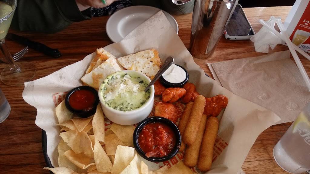 Applebees Grill + Bar | restaurant | 2711 Coors Blvd NW, Albuquerque, NM 87120, USA | 5053526544 OR +1 505-352-6544