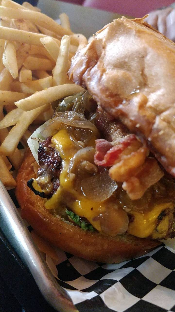 JCs Kitchen | restaurant | 6541 Greenleaf Ave, Whittier, CA 90601, USA | 5626931101 OR +1 562-693-1101