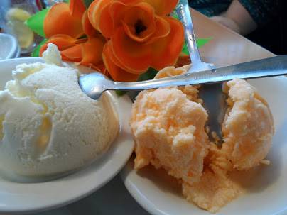 Georges Family Restaurant | restaurant | 1721 West Rd, Trenton, MI 48183, USA | 7346758680 OR +1 734-675-8680