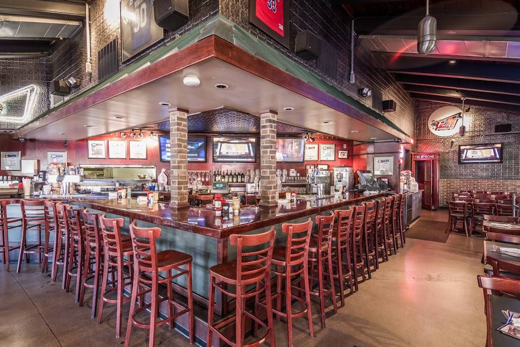 Zipps Sports Grill | restaurant | 7551 E Camelback Rd, Scottsdale, AZ 85251, USA | 4809709507 OR +1 480-970-9507