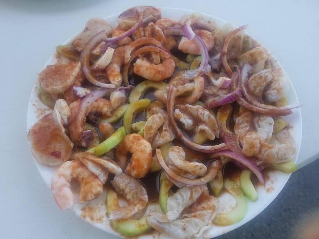 Mariscos El Patron | restaurant | 840 E Date Ave, Porterville, CA 93257, USA | 5594831351 OR +1 559-483-1351