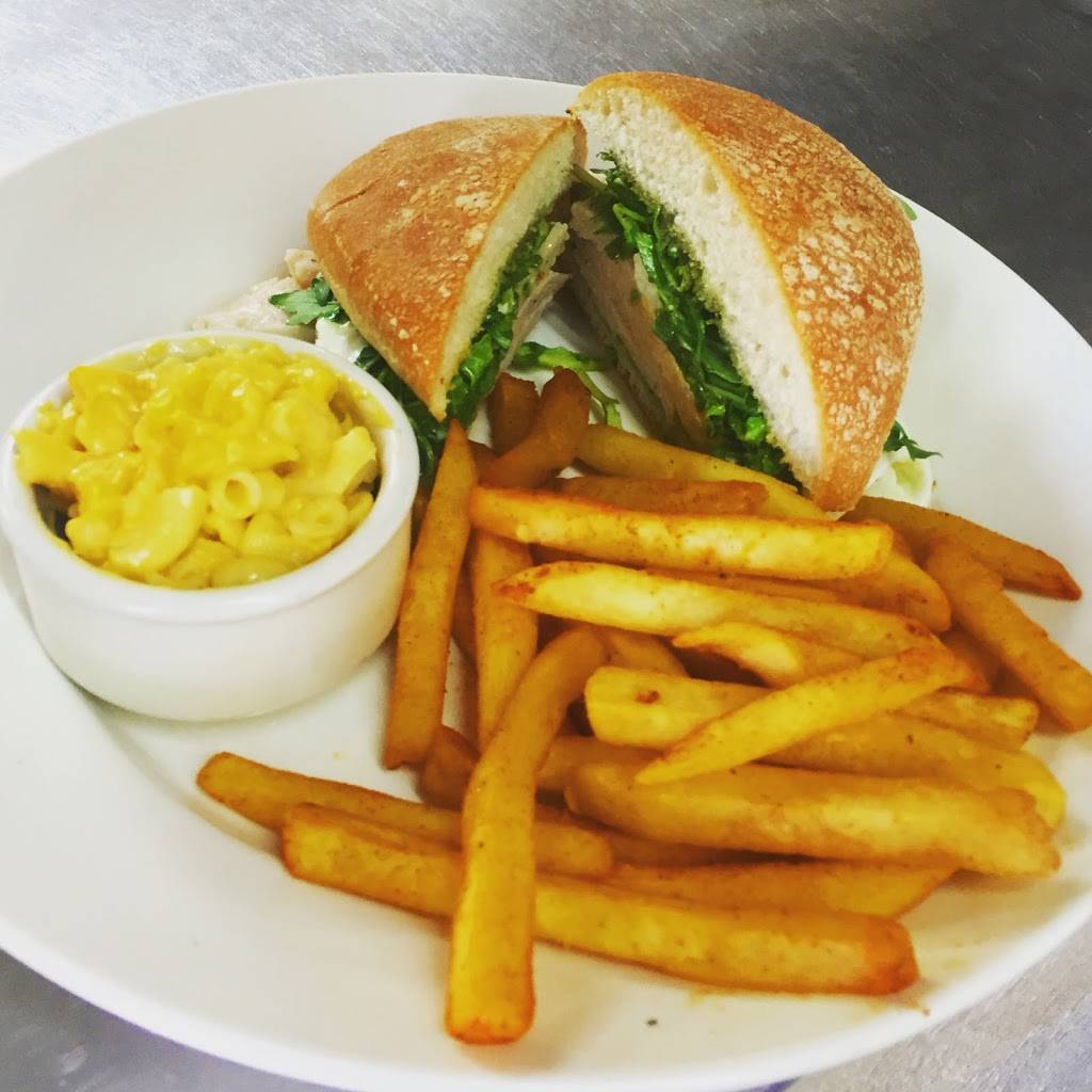 Lucky Cafe | restaurant | 31242 US-82, Whitesboro, TX 76273, USA | 9035646699 OR +1 903-564-6699