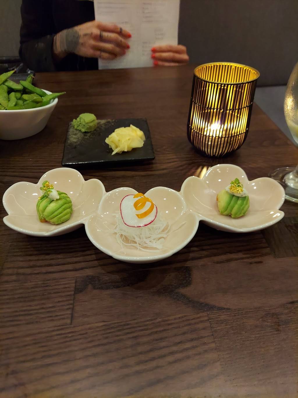 Ume | restaurant | 2802 White Oak Dr Suite 500, Houston, TX 77007, USA | 8327675872 OR +1 832-767-5872