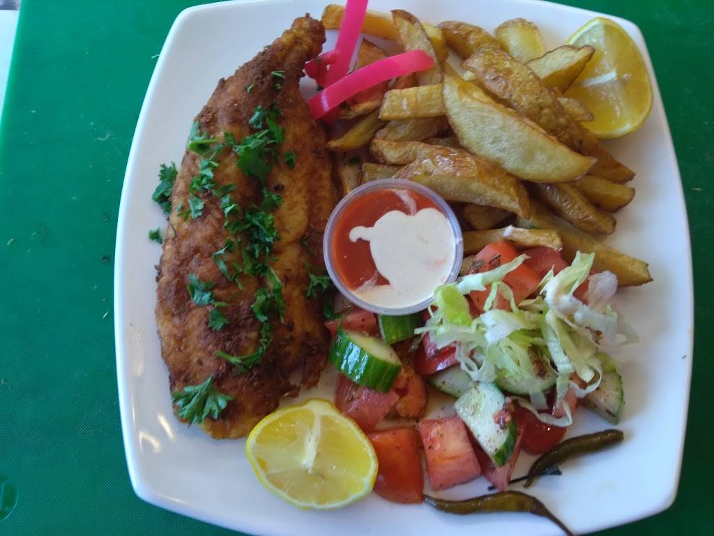 Falafel Royal | restaurant | 3308 Lake Shore Blvd W, Etobicoke, ON M8V 1M4 Unit, Toronto, ON 5, Canada | 4162552388 OR +1 416-255-2388