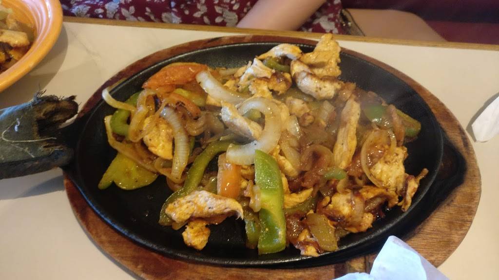 3 Amigos Mexican Restaurant | restaurant | 1920 Centerville Turnpike #109, Virginia Beach, VA 23464, USA | 7574794100 OR +1 757-479-4100